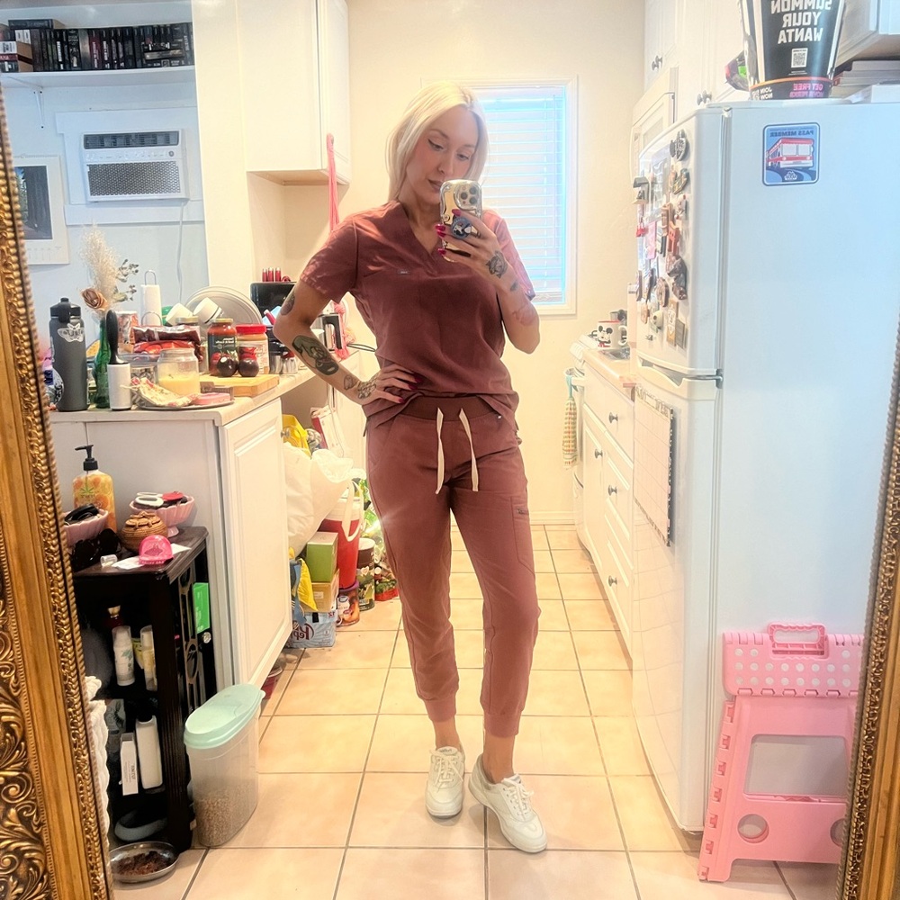 Figs dusty rose pink jogger scrub set- Catarina top and Zamora pants